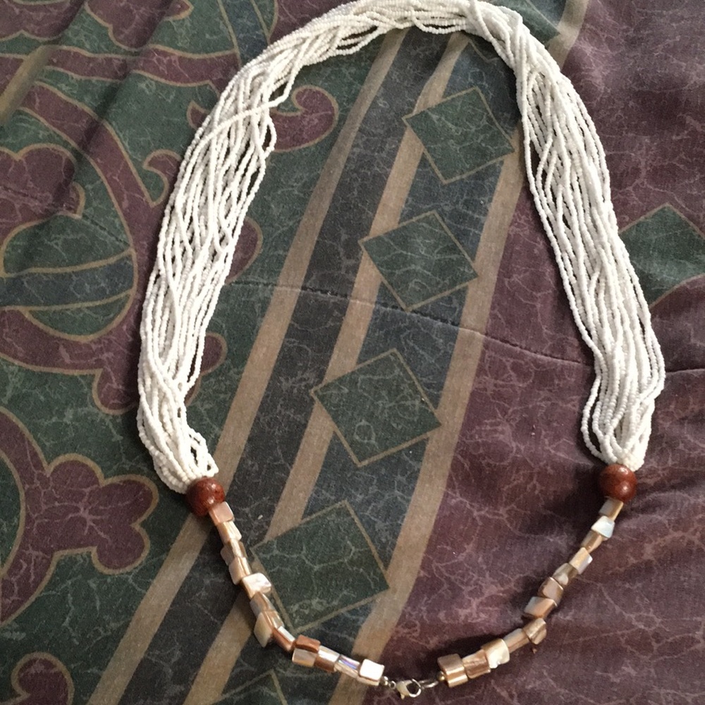 Ladies necklace
